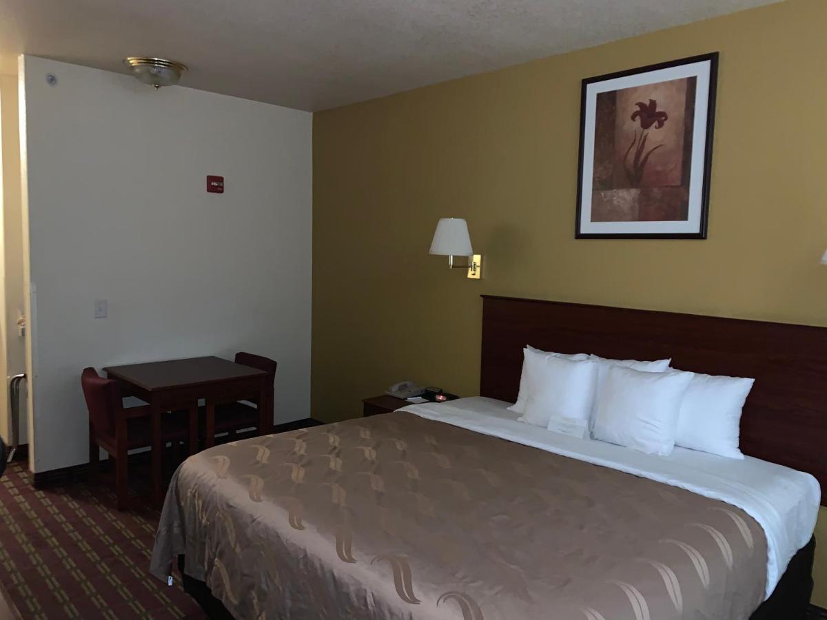 Holiday Inn Express - Wichita North - Park City By Ihg Ngoại thất bức ảnh